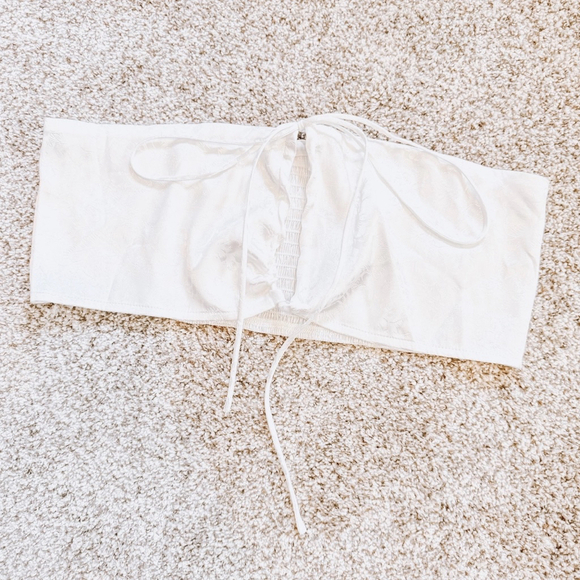 12th Tribe Tops - 12th Tribe Women's White Tube Top Size Large NWT